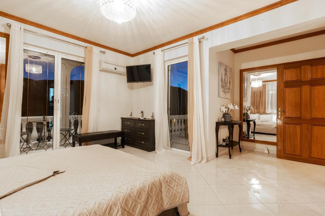 Galadriel Villa With Private Pool & Jacuzzi Kato Yerakarion 外观 照片