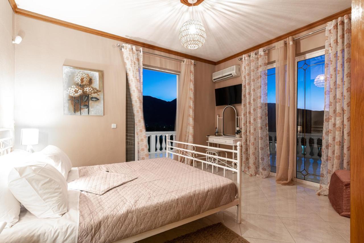 Galadriel Villa With Private Pool & Jacuzzi Kato Yerakarion 外观 照片