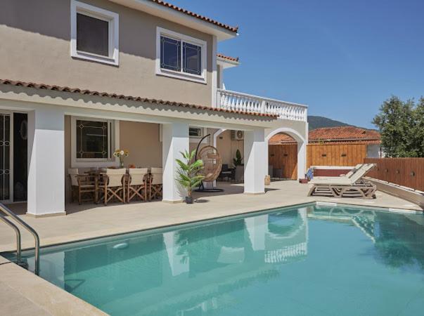 Galadriel Villa With Private Pool & Jacuzzi Kato Yerakarion 外观 照片