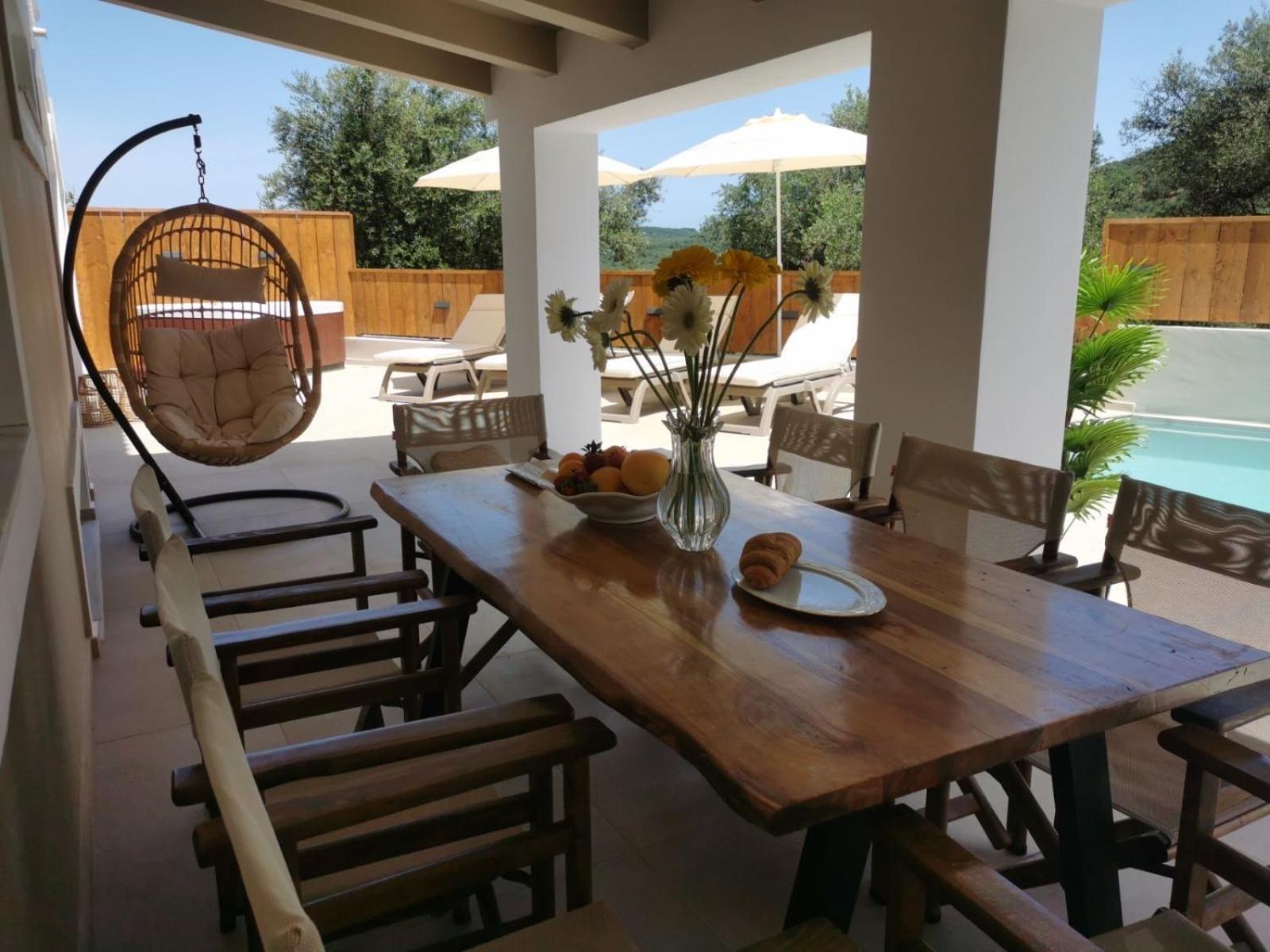Galadriel Villa With Private Pool & Jacuzzi Kato Yerakarion 外观 照片